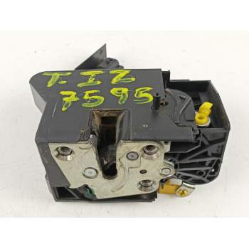 CERRADURA PUERTA TRASERA IZQUIERDA 825033585R 