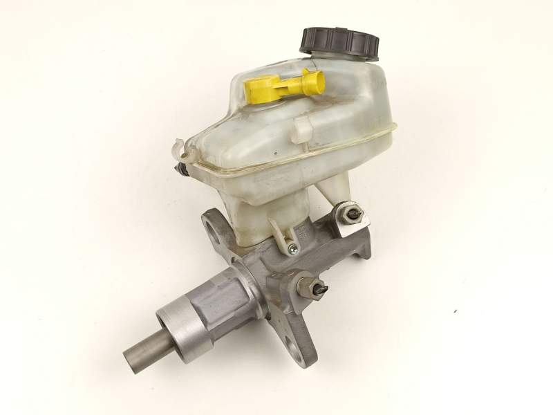 Recambio de bomba de freno para opel insignia a (g09) 2.0 cdti (68) referencia OEM IAM 13286445  