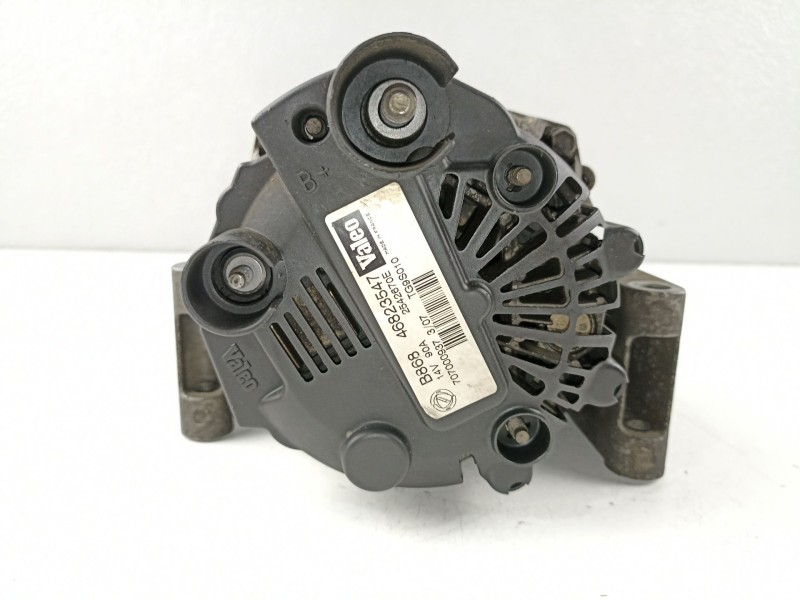 Recambio de alternador para fiat doblo (119) 1.3 16v jtd cat referencia OEM IAM 46823547 TG9S010 