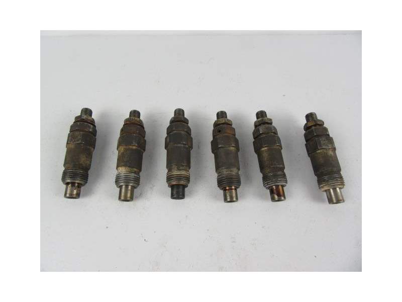 Recambio de inyectores juego para nissan patrol 2.8 d referencia OEM IAM 710681  