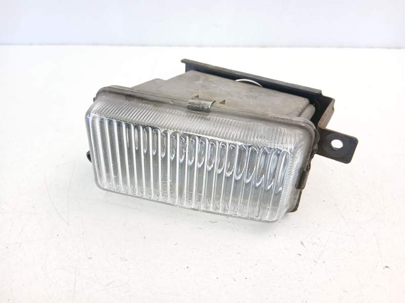 Recambio de antiniebla izquierdo para daewoo aranos 2.0 referencia OEM IAM 96186479  