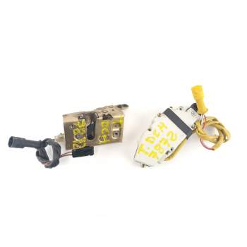 CERRADURA PUERTA TRASERA DERECHA 85GBA26412DA 