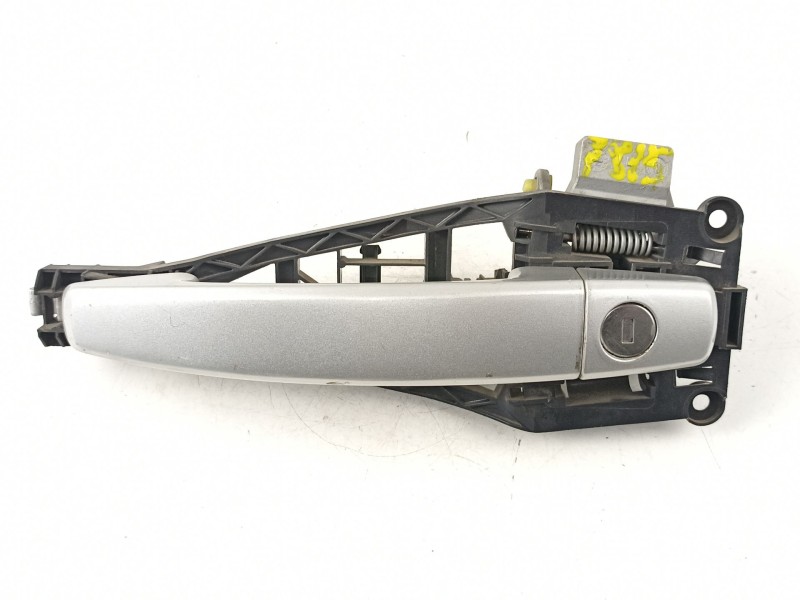 Recambio de manilla delantera izquierda para opel astra gtc 1.7 16v cdti referencia OEM IAM 138620  24463523