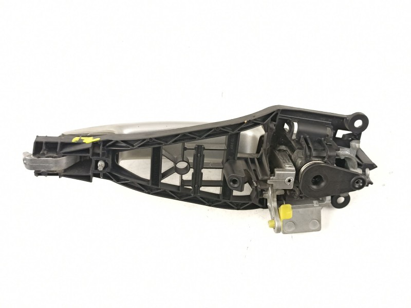 Recambio de manilla delantera izquierda para opel astra gtc 1.7 16v cdti referencia OEM IAM 138620  24463523