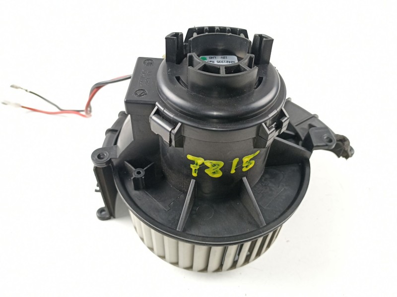 Recambio de motor calefaccion para opel astra gtc 1.7 16v cdti referencia OEM IAM 1845099 52421335 1845142