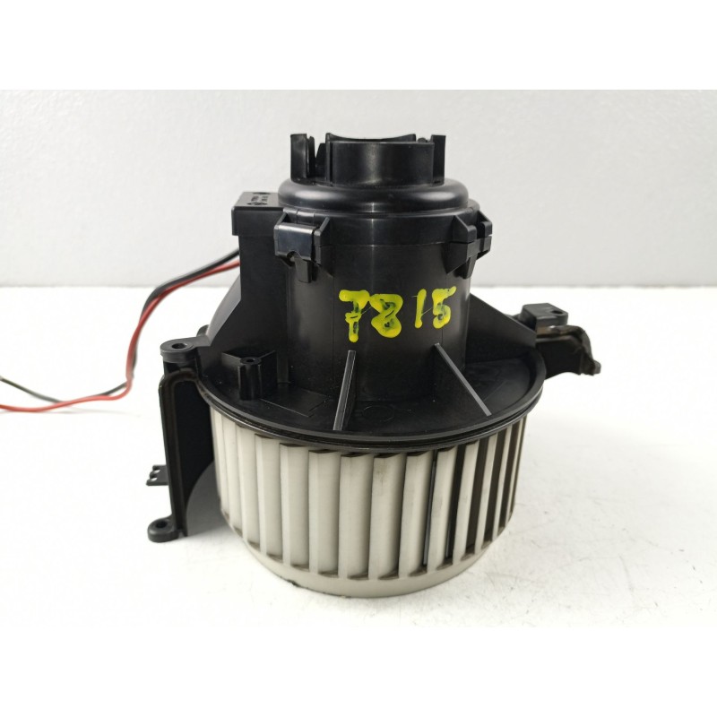 Recambio de motor calefaccion para opel astra gtc 1.7 16v cdti referencia OEM IAM 1845099 52421335 1845142