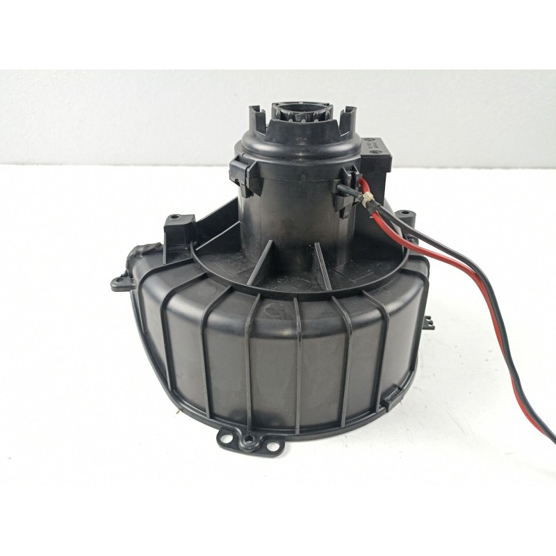 Recambio de motor calefaccion para opel astra gtc 1.7 16v cdti referencia OEM IAM 1845099 52421335 1845142
