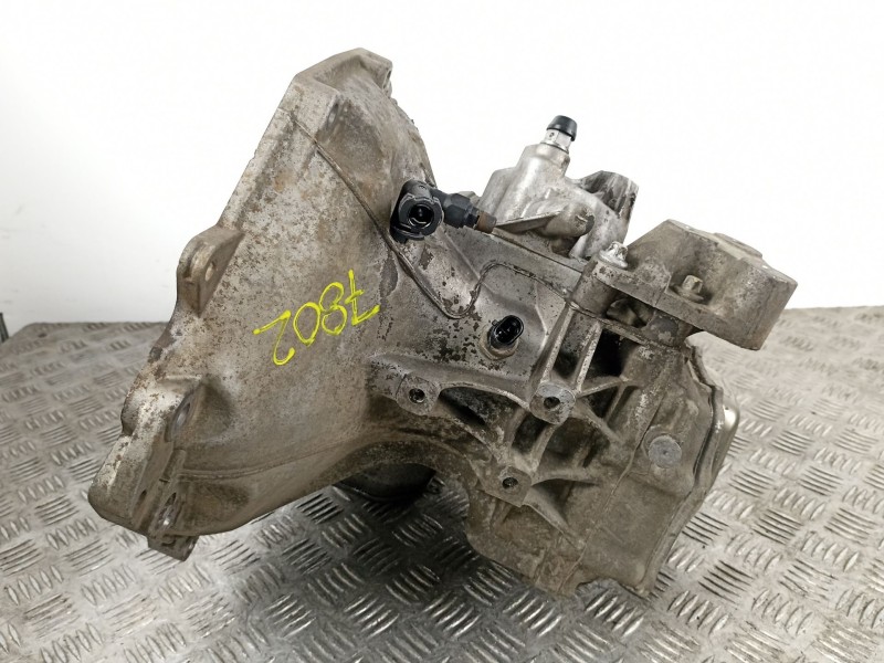 Recambio de caja cambios 5v gasolina para opel astra h berlina 1.6 16v referencia OEM IAM 55355489 649354685 