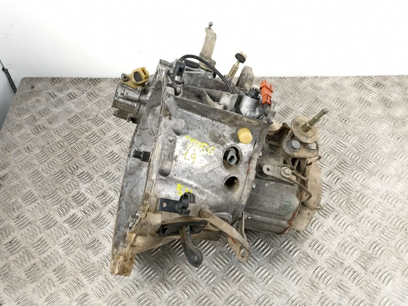 Recambio de caja cambios 5v diesel para peugeot partner (s2) totem referencia OEM IAM 20DM48  