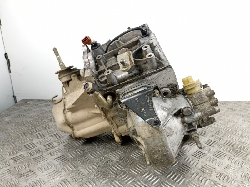 Recambio de caja cambios 5v diesel para peugeot partner (s2) totem referencia OEM IAM 20DM48  