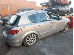 opel astra h berlina del año 2004 2