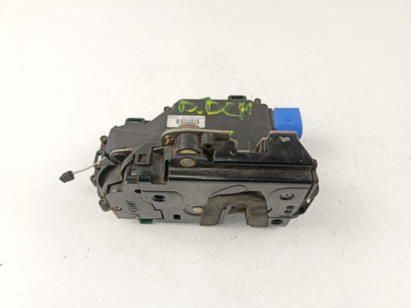 Recambio de cerradura puerta delantera derecha para volkswagen polo (9n1) 1.2 12v referencia OEM IAM 3B1837016BQ  