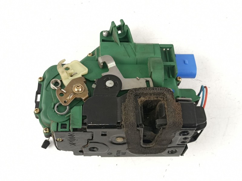 Recambio de cerradura puerta delantera izquierda para volkswagen polo (9n1) 1.2 12v referencia OEM IAM 3B1837015AM  