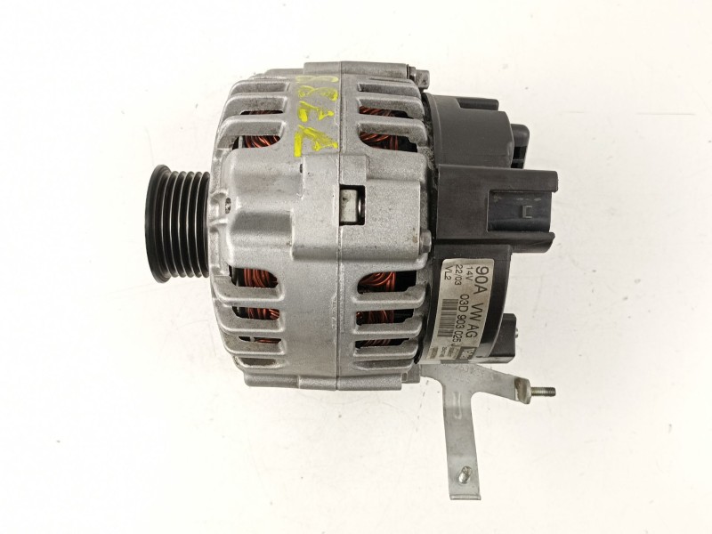 Recambio de alternador para volkswagen polo (9n1) 1.2 12v referencia OEM IAM 03D903025J SG9B057 