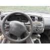 nissan primera hatchback (p11) del año 2000