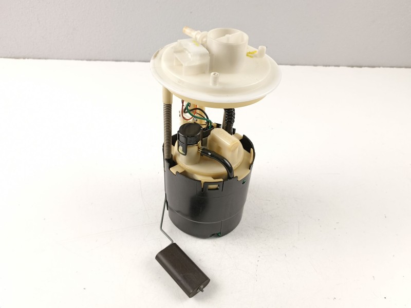 Recambio de bomba combustible aforador para fiat punto berlina (188) 1.2 cat referencia OEM IAM 46743677  