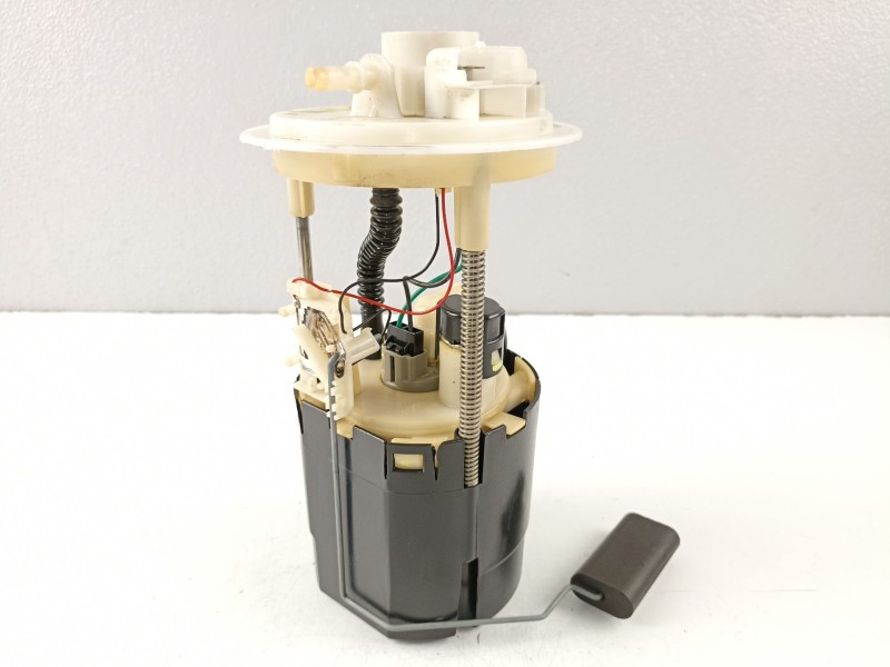Recambio de bomba combustible aforador para fiat punto berlina (188) 1.2 cat referencia OEM IAM 46743677  