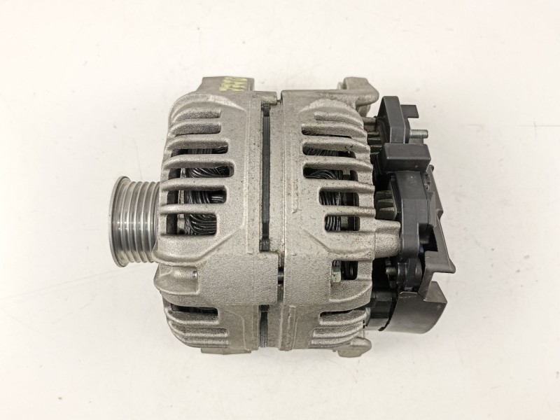 Recambio de alternador para opel frontera b 2.2 16v dti referencia OEM IAM 90561168 0124415005 