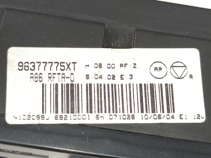 Recambio de mandos calefaccion aire para citroen c2 1.4 hdi referencia OEM IAM 96377775XT  6451RY