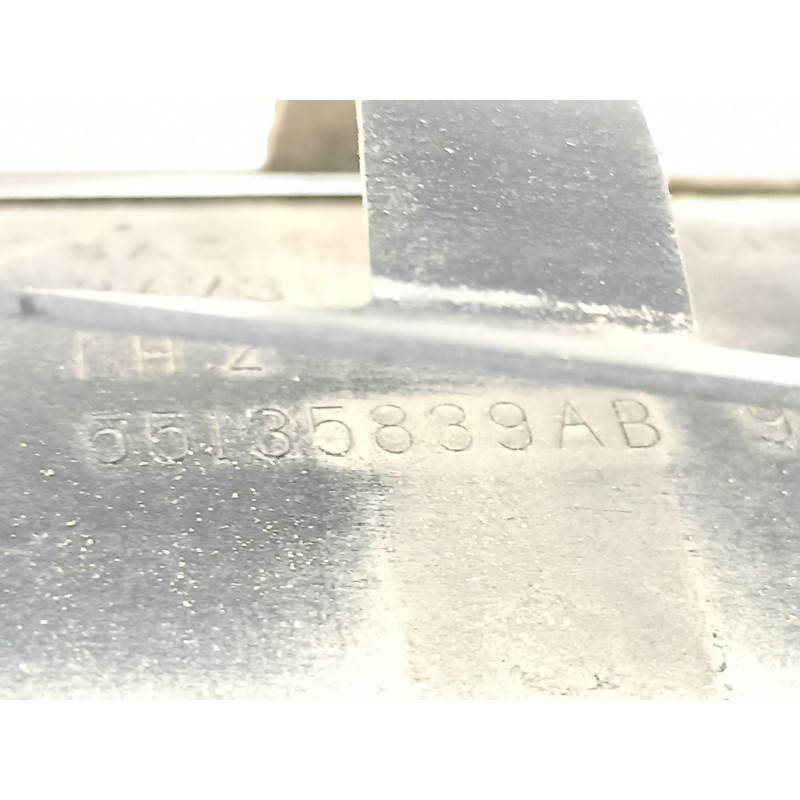 Recambio de manilla trasera izquierda para jeep gr.cherokee (wj/wg) 3.1 td cat referencia OEM IAM 55135839AB  