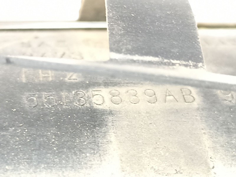 Recambio de manilla trasera izquierda para jeep gr.cherokee (wj/wg) 3.1 td cat referencia OEM IAM 55135839AB  