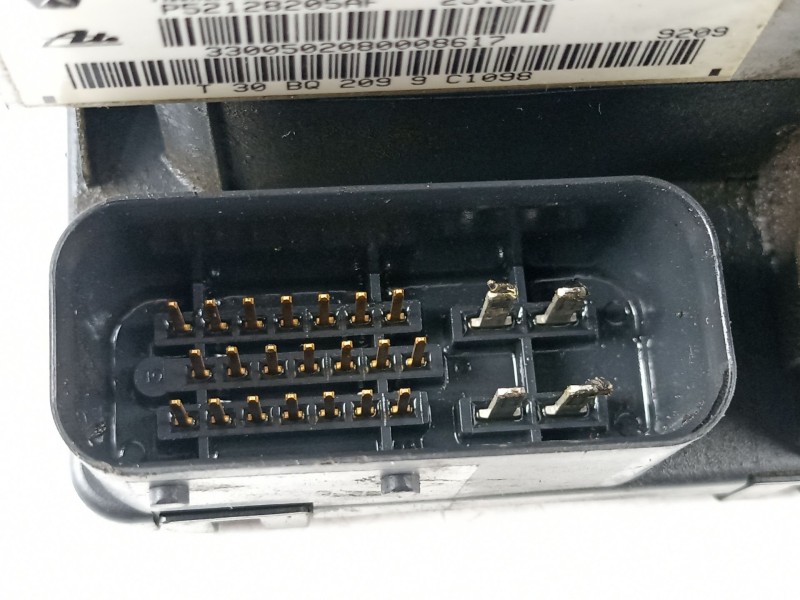 Recambio de abs para jeep gr.cherokee (wj/wg) 3.1 td cat referencia OEM IAM 52128205AF 25020402084 25020402053