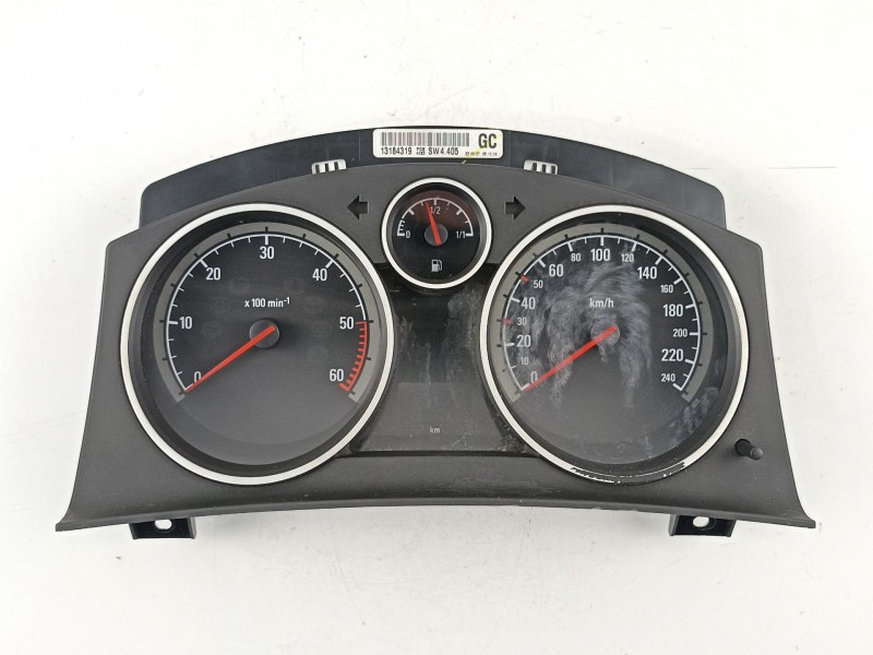 Recambio de cuadro instrumentos para opel astra h berlina cosmo referencia OEM IAM 6260549  13184319