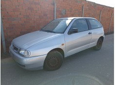 seat ibiza del año 1999