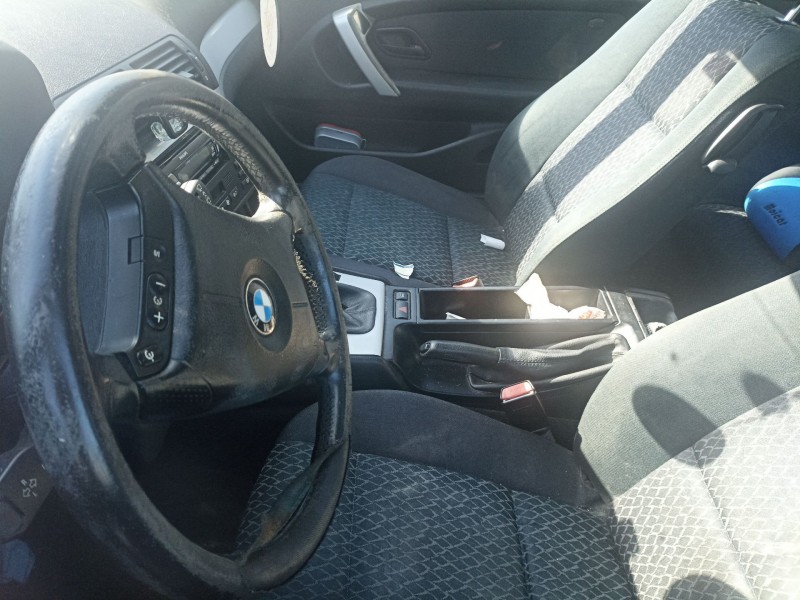 bmw 318 del año 2003