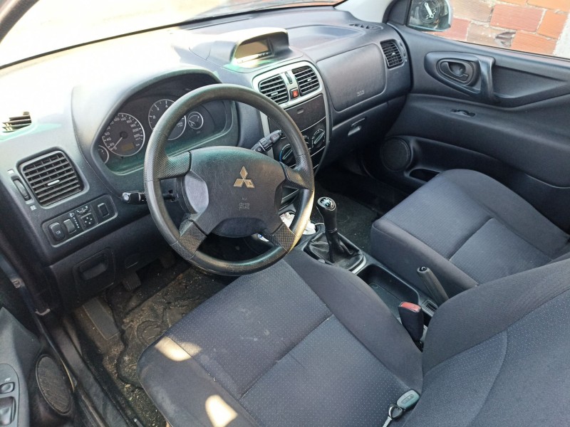 mitsubishi space star (dg0) del año 1998