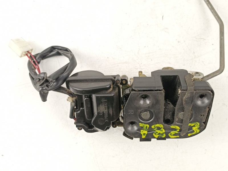 Recambio de cerradura puerta delantera derecha para mazda premacy (cp) 2.0 turbodiesel cat referencia OEM IAM CB0758310B  