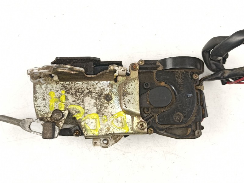 Recambio de cerradura puerta delantera derecha para mazda premacy (cp) 2.0 turbodiesel cat referencia OEM IAM CB0758310B  