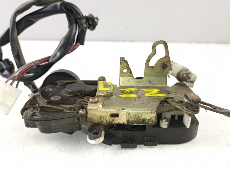 Recambio de cerradura puerta delantera izquierda para mazda premacy (cp) 2.0 turbodiesel cat referencia OEM IAM CB0759310B  