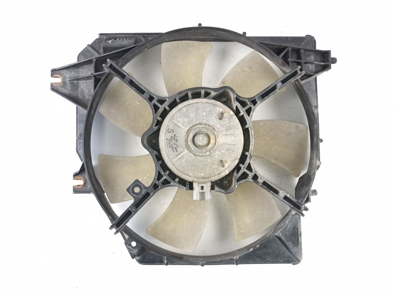 Recambio de electroventilador para mazda premacy (cp) 2.0 turbodiesel cat referencia OEM IAM RF4P15025 1680004050 1227506661