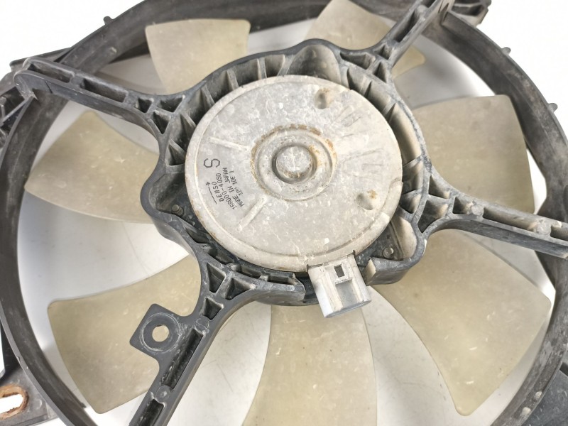 Recambio de electroventilador para mazda premacy (cp) 2.0 turbodiesel cat referencia OEM IAM RF4P15025 1680004050 1227506661
