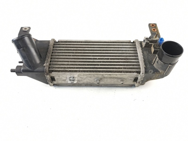 Recambio de radiador intercooler para mazda premacy (cp) 2.0 turbodiesel cat referencia OEM IAM RF4P13565A  