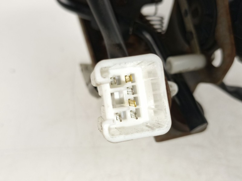 Recambio de potenciometro aceleracion para mazda premacy (cp) 2.0 turbodiesel cat referencia OEM IAM CB6641600  CB1567SH0A