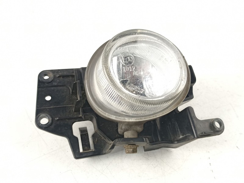 Recambio de antiniebla derecho para mazda premacy (cp) 2.0 turbodiesel cat referencia OEM IAM CC2251680  CC2251684