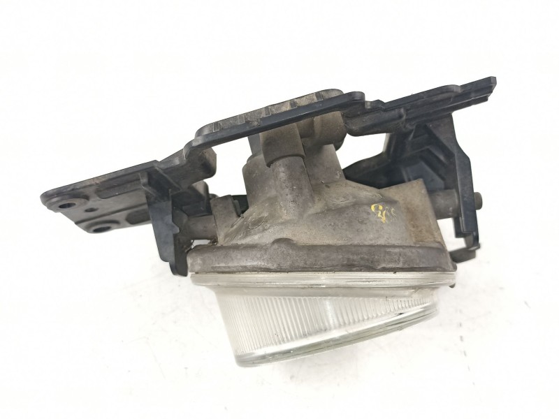 Recambio de antiniebla derecho para mazda premacy (cp) 2.0 turbodiesel cat referencia OEM IAM CC2251680  CC2251684
