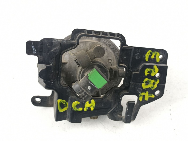 Recambio de antiniebla derecho para mazda premacy (cp) 2.0 turbodiesel cat referencia OEM IAM CC2251680  CC2251684