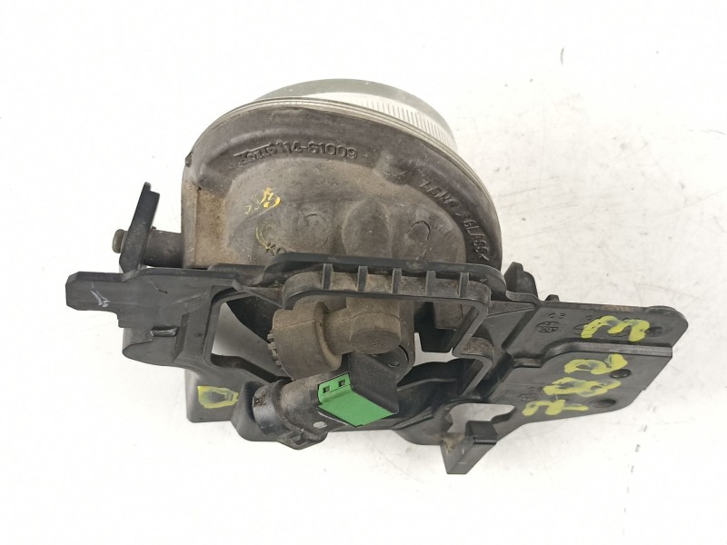 Recambio de antiniebla derecho para mazda premacy (cp) 2.0 turbodiesel cat referencia OEM IAM CC2251680  CC2251684
