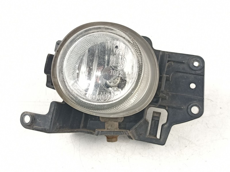 Recambio de antiniebla izquierdo para mazda premacy (cp) 2.0 turbodiesel cat referencia OEM IAM CC2251690  CC2251694