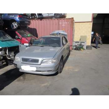 VOLVO S40
