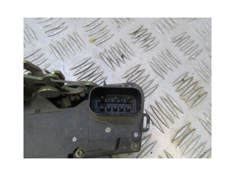 Recambio de cerradura pta. tras. dch. : fiat stilo : 1.6 g (103,33cv) 5p [2002] para fiat stilo 1.6 g referencia OEM IAM   