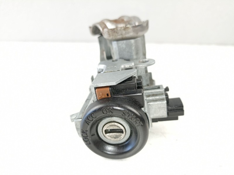 Recambio de conmutador de arranque para mazda premacy (cp) 2.0 turbodiesel cat referencia OEM IAM CB0709010G  