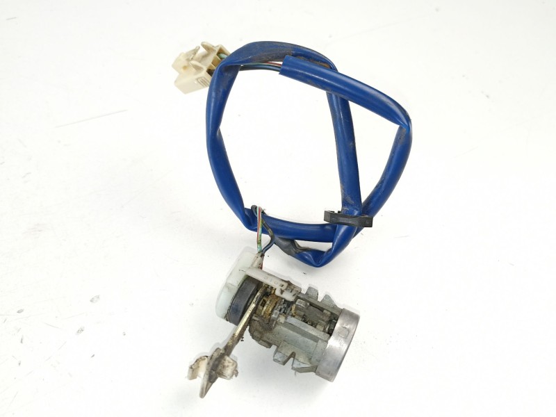 Recambio de conmutador de arranque para mazda premacy (cp) 2.0 turbodiesel cat referencia OEM IAM CB0709010G  