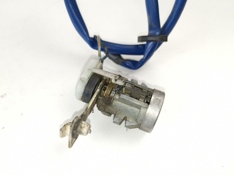 Recambio de conmutador de arranque para mazda premacy (cp) 2.0 turbodiesel cat referencia OEM IAM CB0709010G  