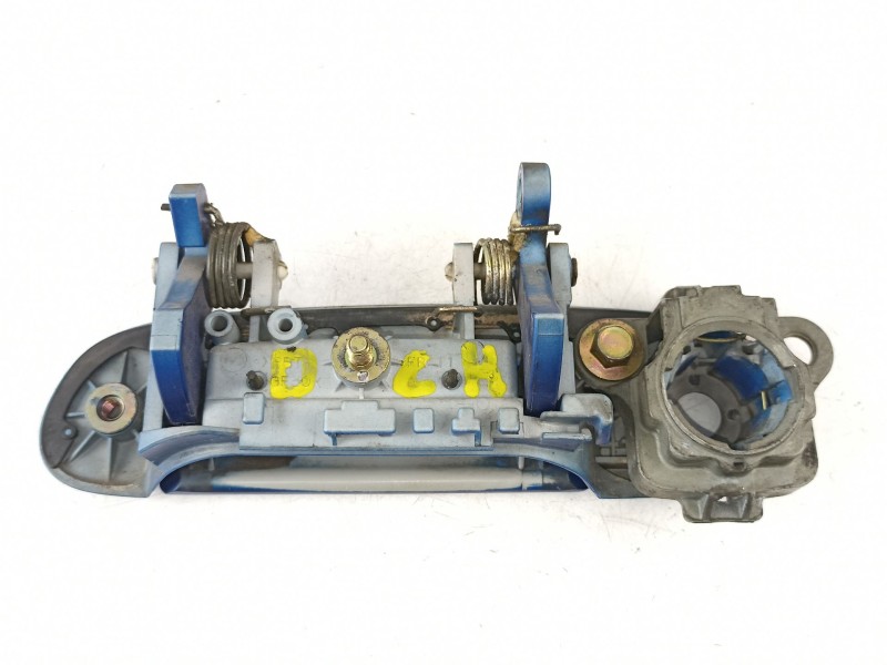 Recambio de manilla delantera derecha para mazda premacy (cp) 2.0 turbodiesel cat referencia OEM IAM CB0458410B52  