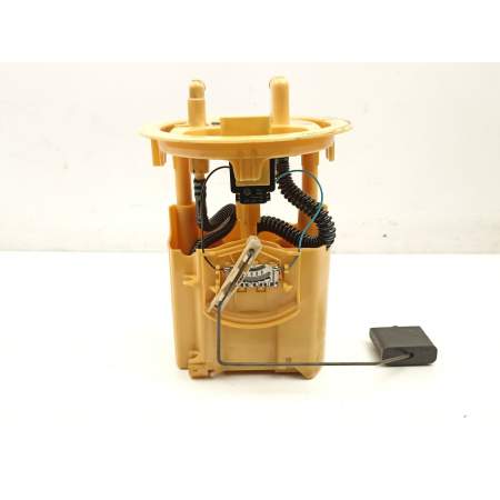 Recambio de puerta trasera izquierda para renault kadjar 1.5 dci referencia OEM IAM 821013004R  