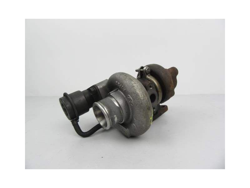 Recambio de puerta trasera izquierda para renault kadjar 1.5 dci referencia OEM IAM 821013004R  